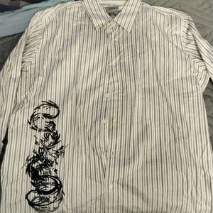 Bruno New York XL white w/black stripes & black embroidered designs